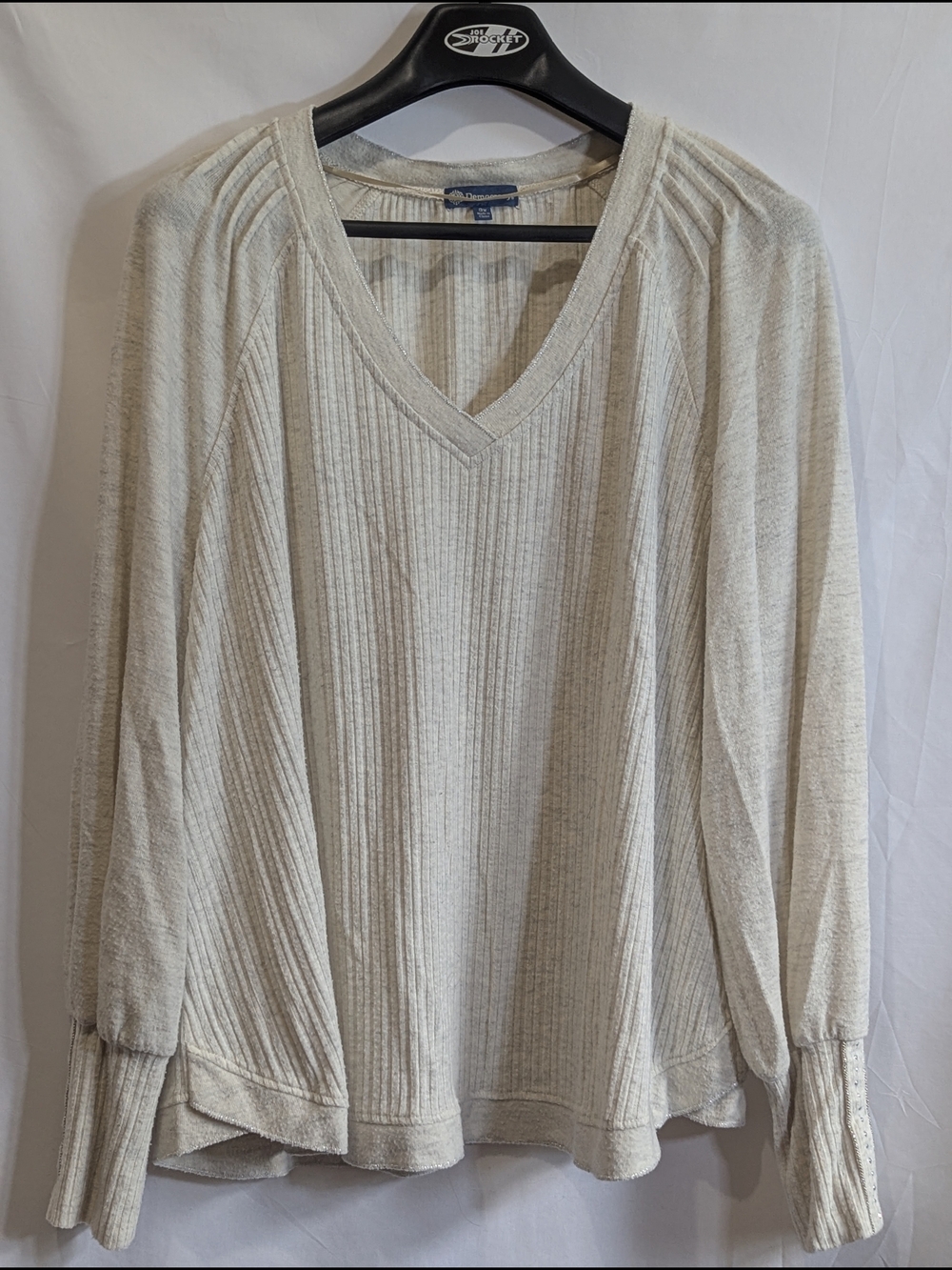 Democracy 3X Ribbed V-Neck Sweater Tunic Cream Beige Embellished Cuff